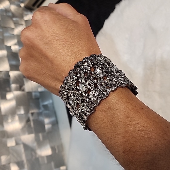 Royal rhinestone and silver cuff Bracelet - Picture 3 of 3